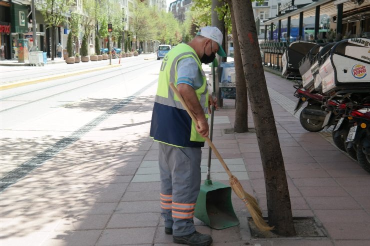 Doktorlar caddesi temizlendi