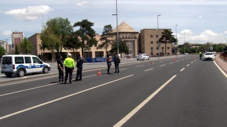 Kayseri’de sessiz 1 Mayıs