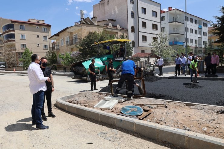 Belediye ekipleri kapanmada tam kadro sahada