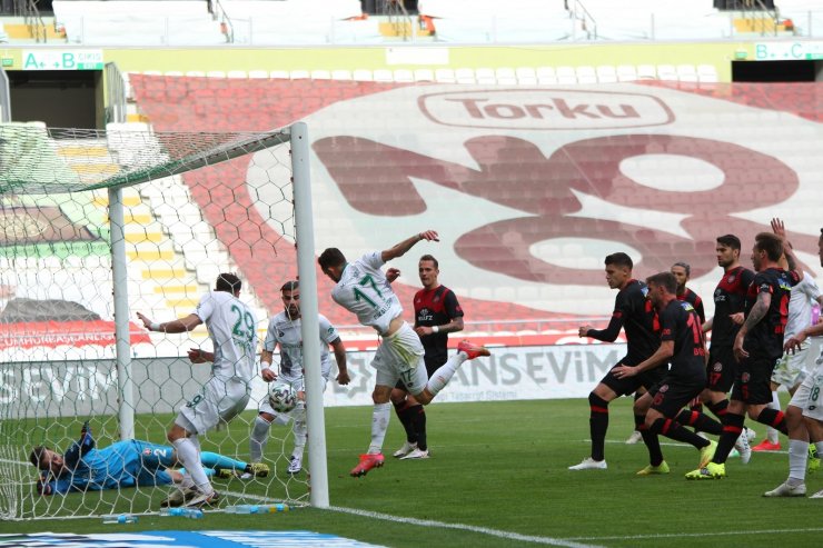 Süper Lig: Konyaspor: 5 - Fatih Karagümrük: 1 (Maç sonucu)