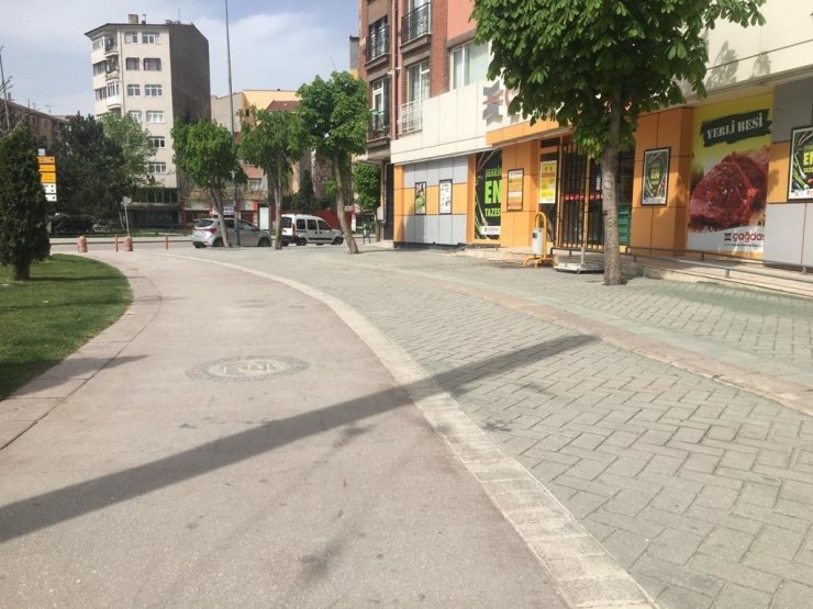 Eskişehir’de caddeler boş kaldı