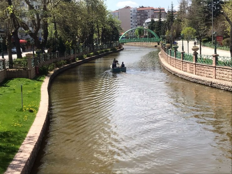 Eskişehir’in simgesi temizlendi