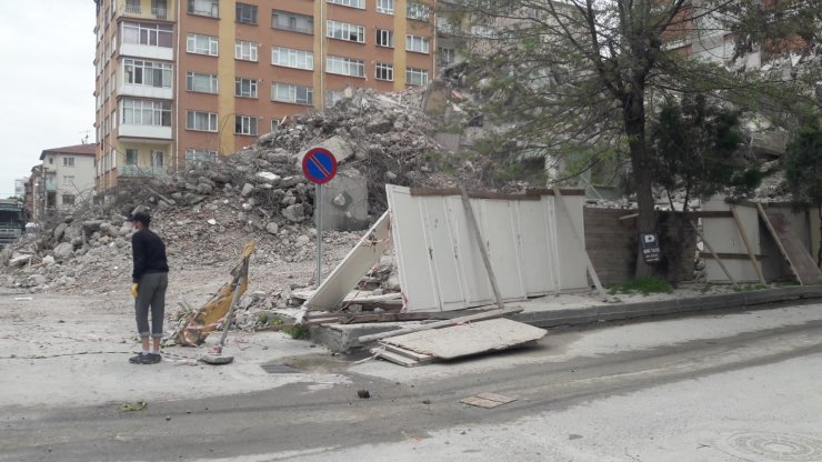 Vatandaşın yoğun tepkisine neden olan bina yıkımında sorun çözüldü