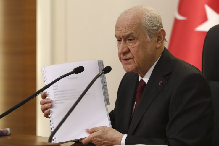 Devlet Bahçeli: “Yeni bir anayasa yapmak, Türkiye’nin ‘21’inci Yüzyılda Lider Ülke’ gayesine muazzam bir hizmettir”