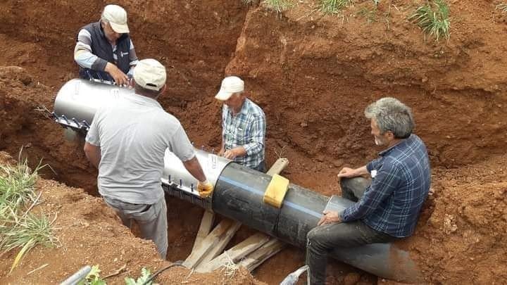 Beylikova Belediyesi ekipleri sulama sistemindeki patlakları tamir etti