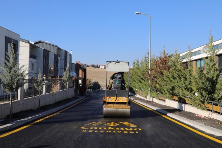 Çankaya Belediyesi asfalt sezonunu başlattı