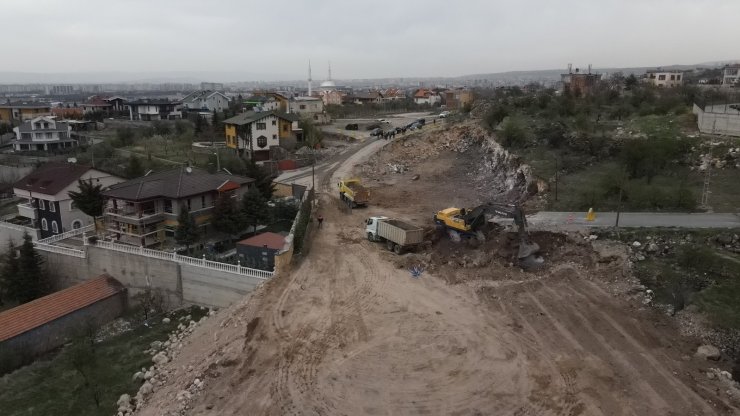 Büyükkılıç, trafiği rahatlatacak o bulvarı denetledi