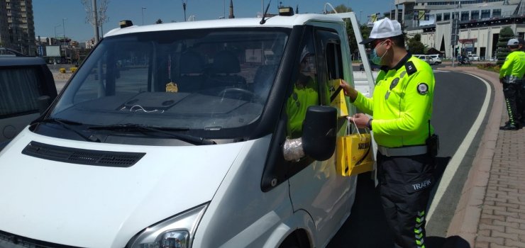 Kayseri’de trafikte farkındalık oluşturuluyor