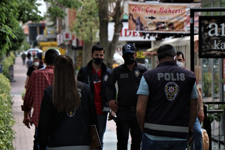 Kırşehir’de polis halkın kısıtlama ihlali yapmaması için aktif görev alıyor