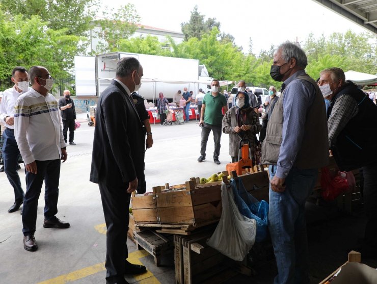 Vali Özkan, Covid-19 tedbirleri kapsamında pazar yerlerini denetledi