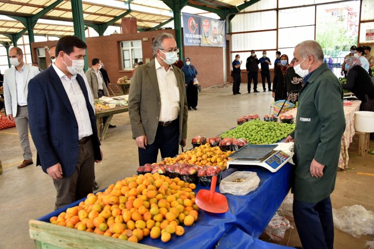 Kaymakam Parlar ve Başkan Kılca pazar yerlerini denetledi