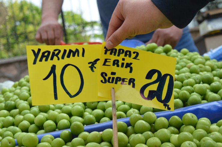 Bu meyvenin fiyatı yaklaşık 2 ayda 800 liradan 20 liraya düştü