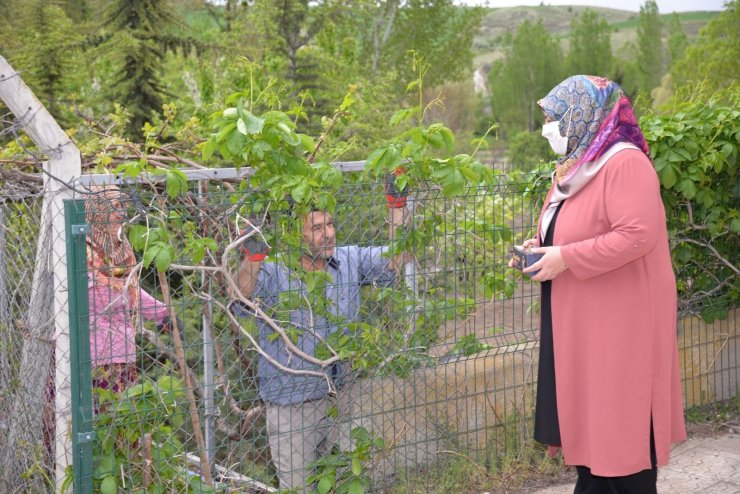 Kahramankazan’da Anneler Günü ve Dünya Çölyak Günü ziyaretleri