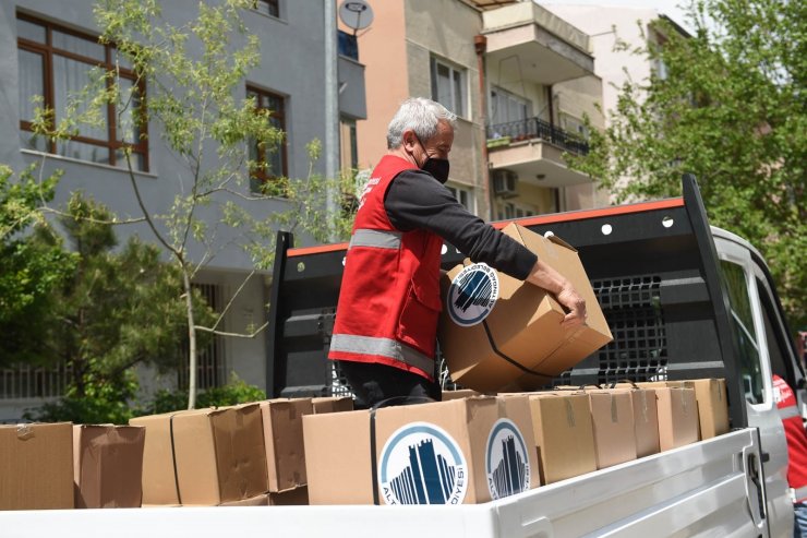 Altındağ Belediyesinden tam kapanmada faaliyet gösteremeyen esnafa gıda kolisi desteği