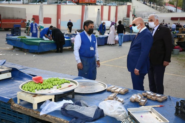 Keçiören semt pazarlarında pandemi denetimi yapıldı