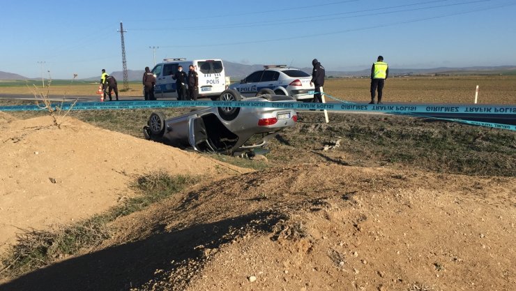 Konya’da otomobil şarampole takla attı: 1 ölü