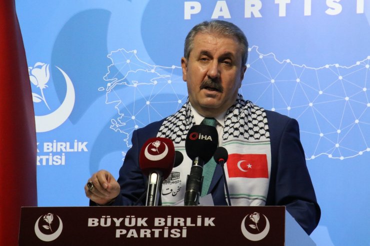 BBP Genel Başkanı Destici: “(Mescid-i Aksa’ya yapılan saldırı) Müslüman varlığının yok edilmeye çalışılması, insanlık dışıdır”