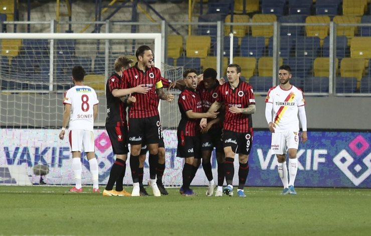 Süper Lig: Gençlerbirliği: 5 - Göztepe: 3 (Maç sonucu)