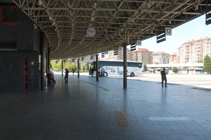 Konya otogarında bayram öncesi sessizlik hakim