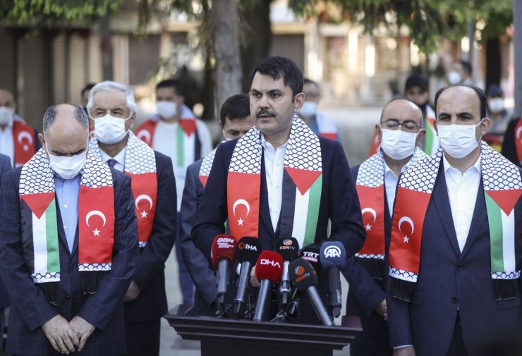 Bakan Kurum, tüm İslam aleminin Ramazan Bayramı’nı kutladı