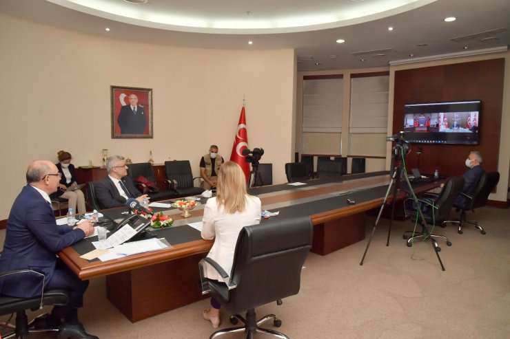 MHP’de partiler arası bayramlaşma video konferansla yapıldı