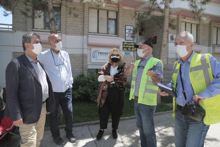 Koza Sokak’ın 25 yıllık kötü koku ve taşkın sorunu çözülüyor