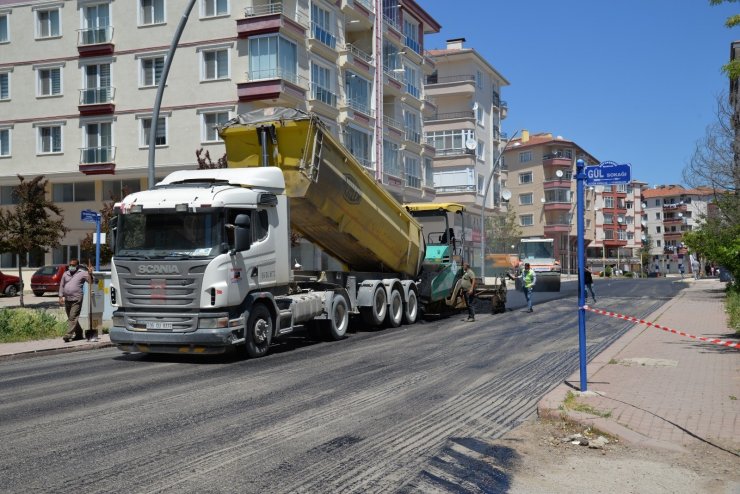 Kahramankazan’da asfalt yenileme çalışmaları sürüyor