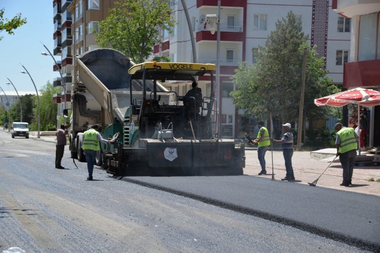 Kahramankazan’da asfalt yenileme çalışmaları sürüyor