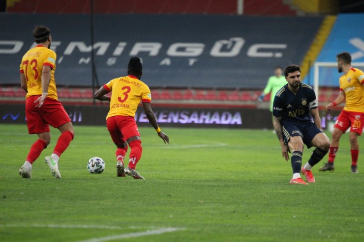 Süper Lig: Kayserispor: 1 - Fenerbahçe: 2 (Maç sonucu)