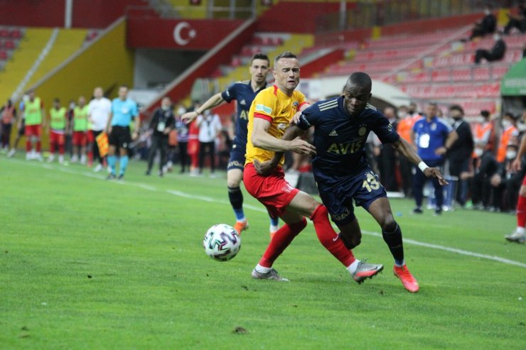 Süper Lig: Kayserispor: 1 - Fenerbahçe: 2 (Maç sonucu)