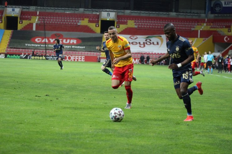 Süper Lig: Kayserispor: 1 - Fenerbahçe: 2 (Maç sonucu)