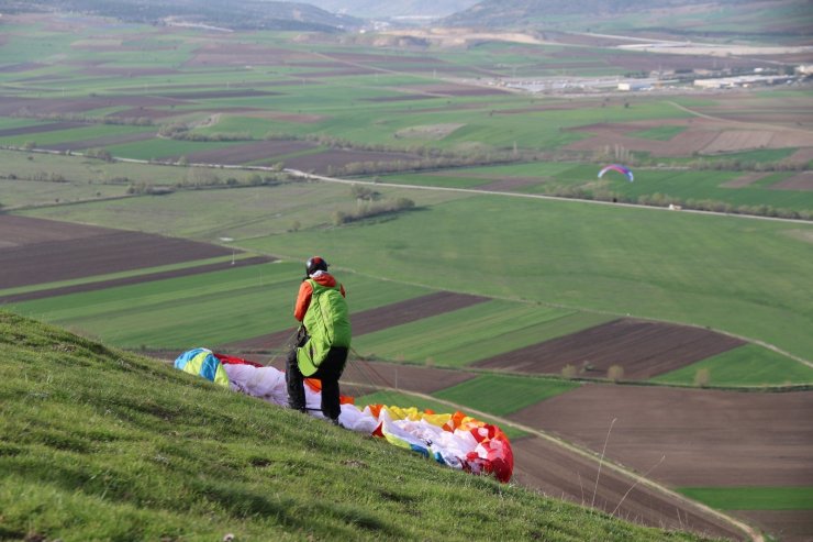 Turizm faaliyetlerine yeni soluk: “Yamaç Paraşütü”