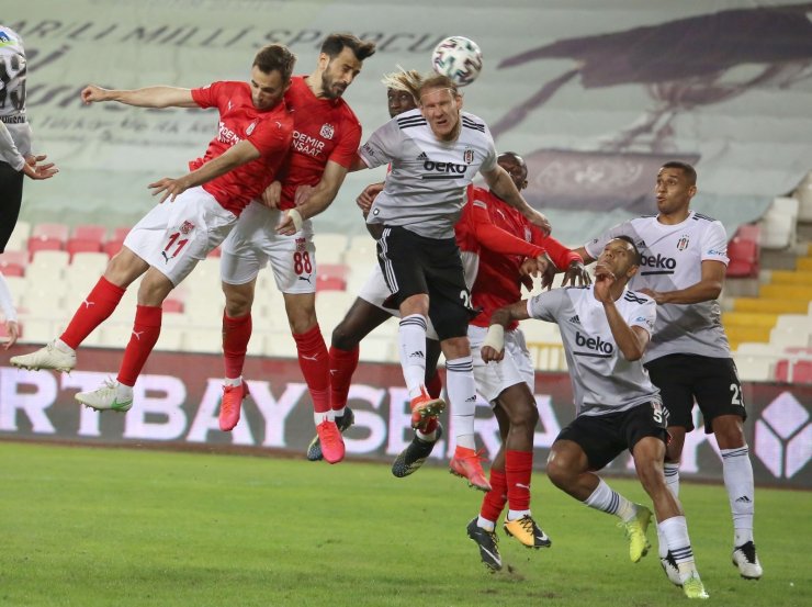 Sivasspor’un gözü kulağı Beşiktaş maçında!