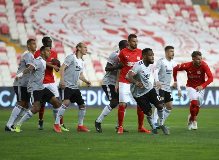 Sivasspor’un gözü kulağı Beşiktaş maçında!