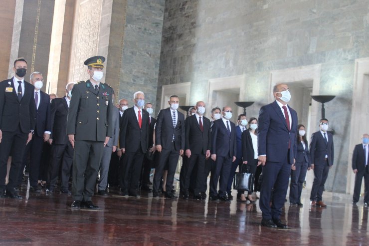 Sosyal Güvenlik Kurumu Başkanı Yılmaz, Anıtkabir’i ziyaret etti