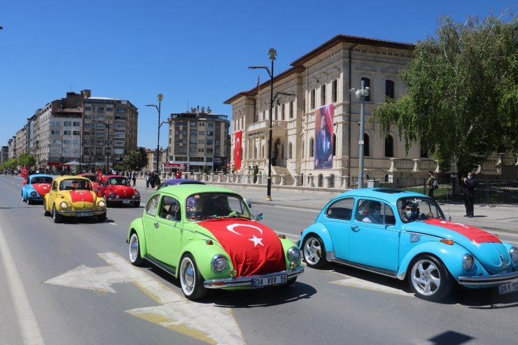 19 Mayıs kutlamalarında renkli görüntüler oluştu