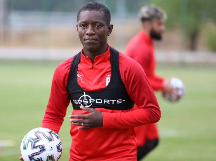 Sivasspor’un istikrar abidesi Max Gradel