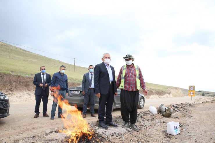 Büyükkılıç Yahyalı Devlet Hastanesi’nde incelemelerde bulundu