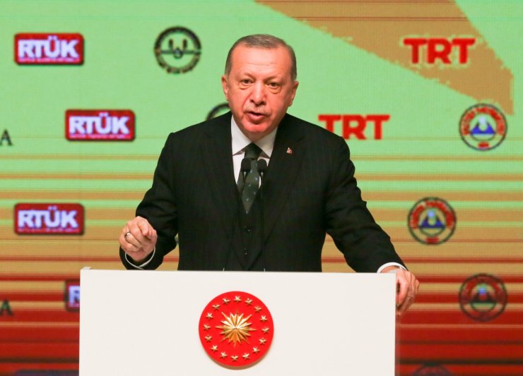 Cumhurbaşkanı Erdoğan’dan Batı’ya İslamofobi tepkisi