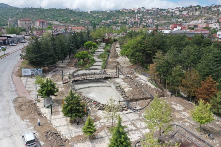 Başkan Özdoğan: "Hacılar’ın Central Parkını inşa ediyoruz"