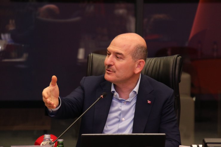 Bakan Soylu, ‘Yarın Çok Genç Olacak’ projesi kapsamında 100 öğrenci ile bir araya geldi