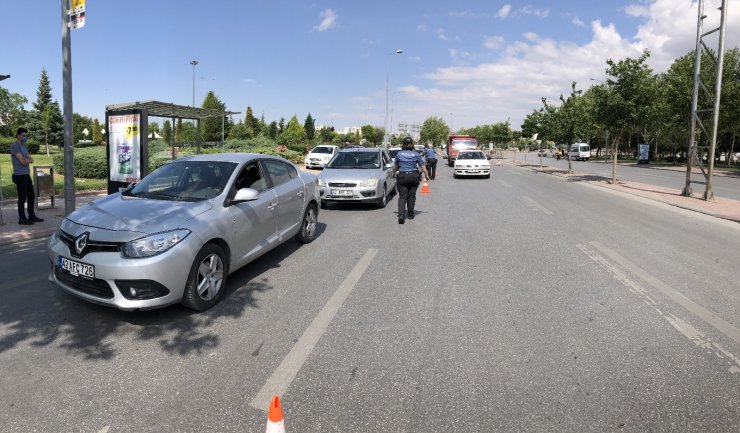 Konya’da polis denetimleri sürüyor