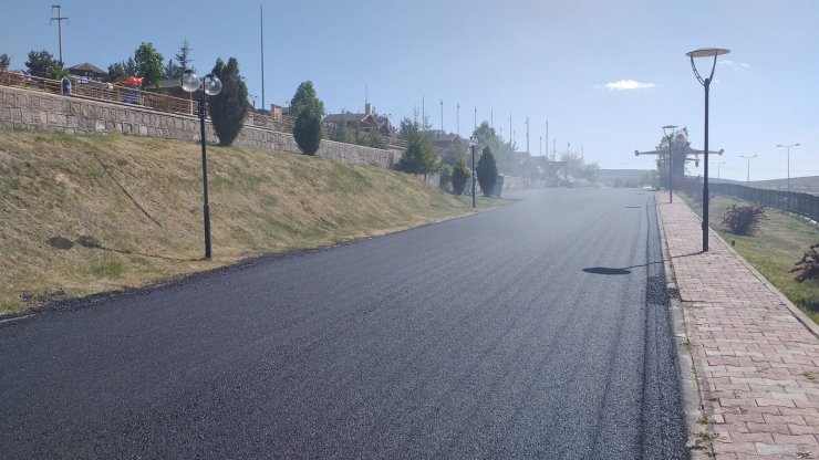 Büyükşehir’den Pınarbaşı’na asfalt atağı