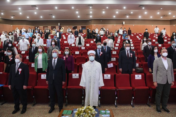 Diyanet İşleri Başkanı: “Sigarayla topyekun mücadele etmeliyiz”