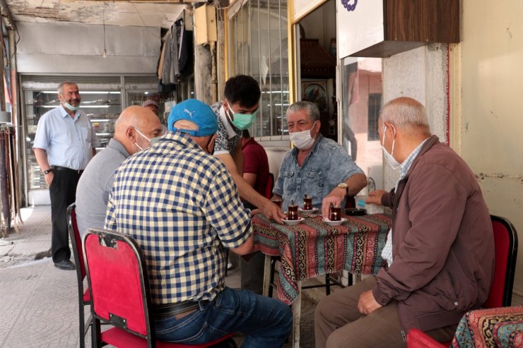 Kafe ve restoranlarda yüzler güldü