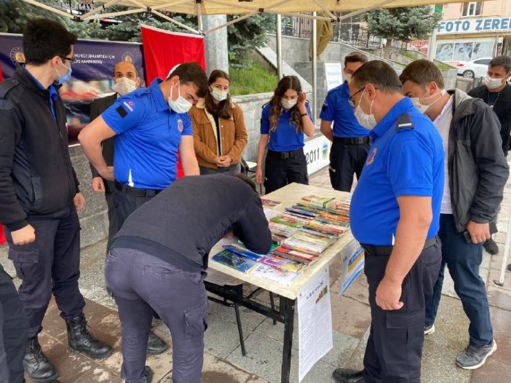 Akdağmadeni’nde Ceza infaz kurumlarına kitap bağış kampanyası başlatıldı