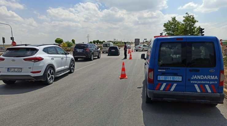 Aksaray’da otomobiller çarpıştı: 3 yaralı