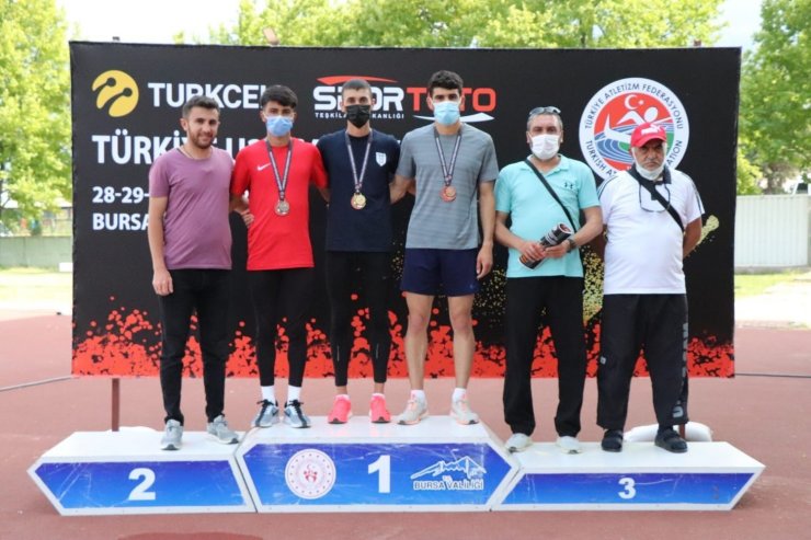 Sivaslı sporcu Atletizm Milli Takımı’na seçildi