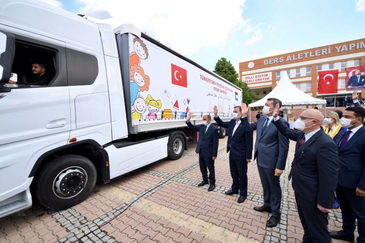 Milli Eğitim Bakanlığından Filistinli çocuklara ‘oyun sandıkları’