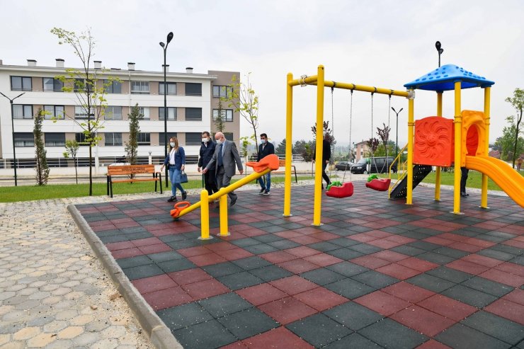 Başkan Ataç parkları yerinde inceledi